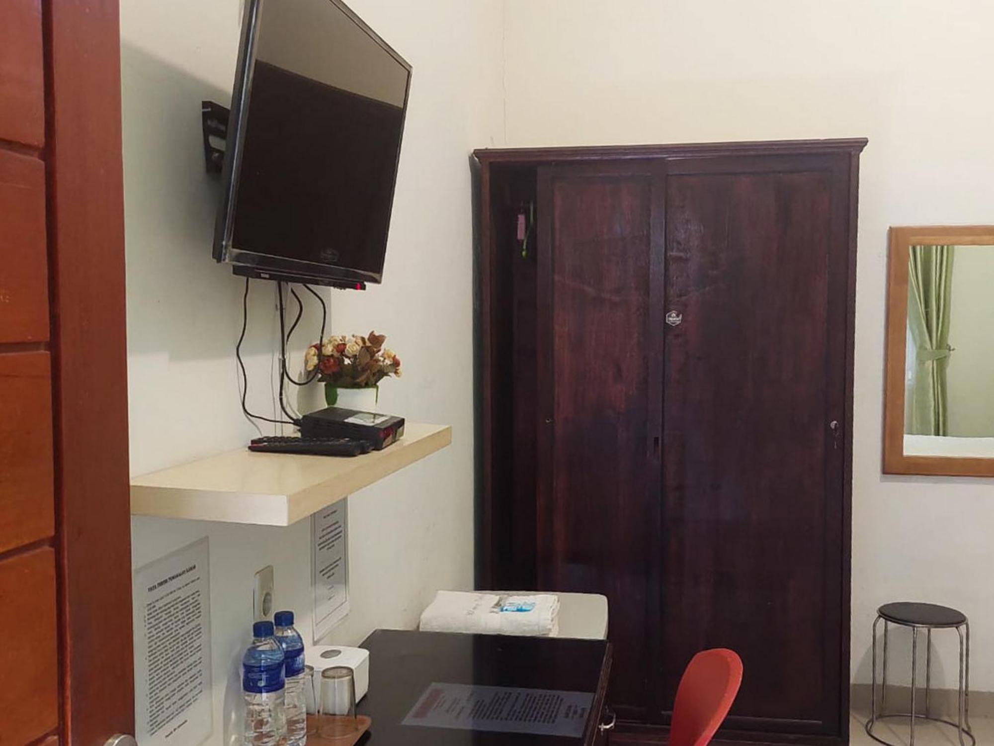 Hotel Reddoorz Near Pantai Pandan Sibolga 2 Halangan Exteriér fotografie
