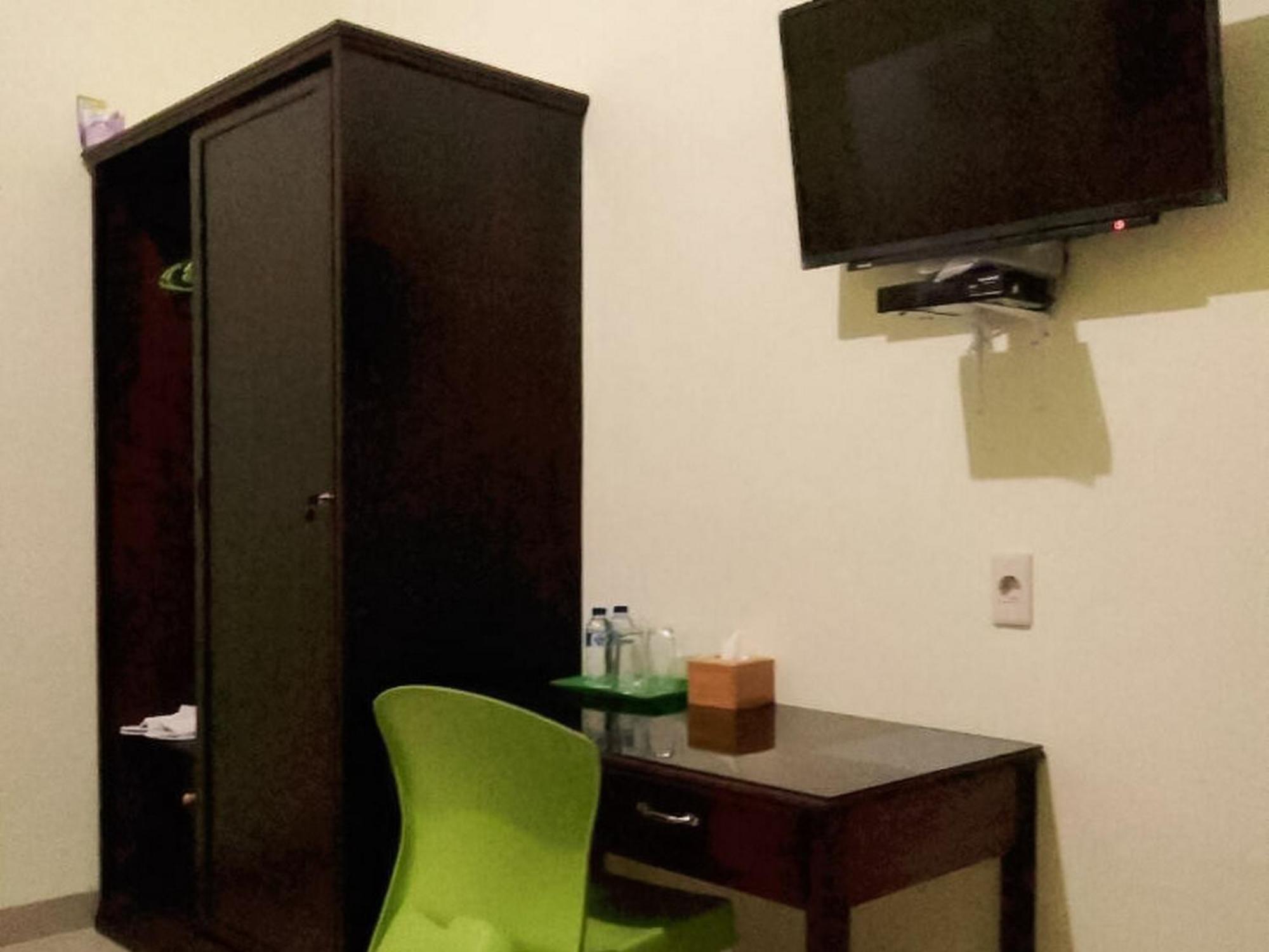 Hotel Reddoorz Near Pantai Pandan Sibolga 2 Halangan Exteriér fotografie
